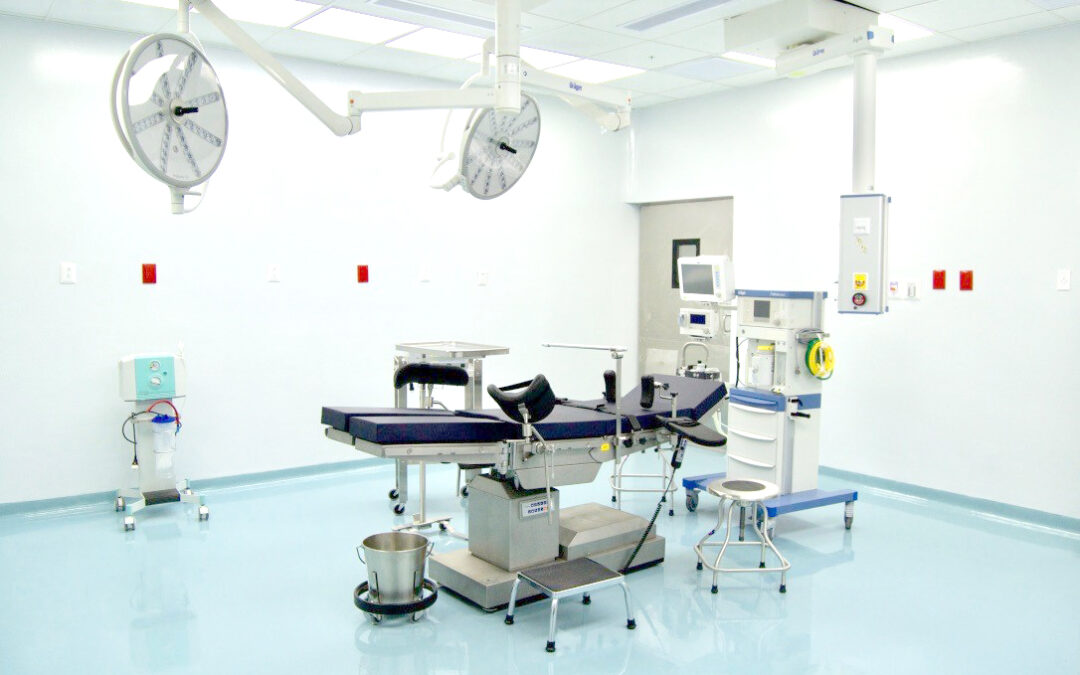 Equipos esenciales para una unidad de cuidados intensivos moderna